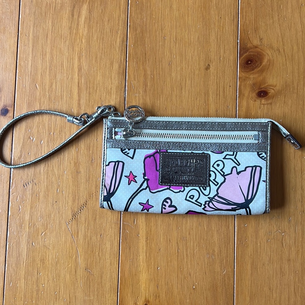 Coach Poppy Wristlet